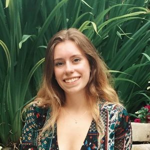 Meet your Posher, Nicole